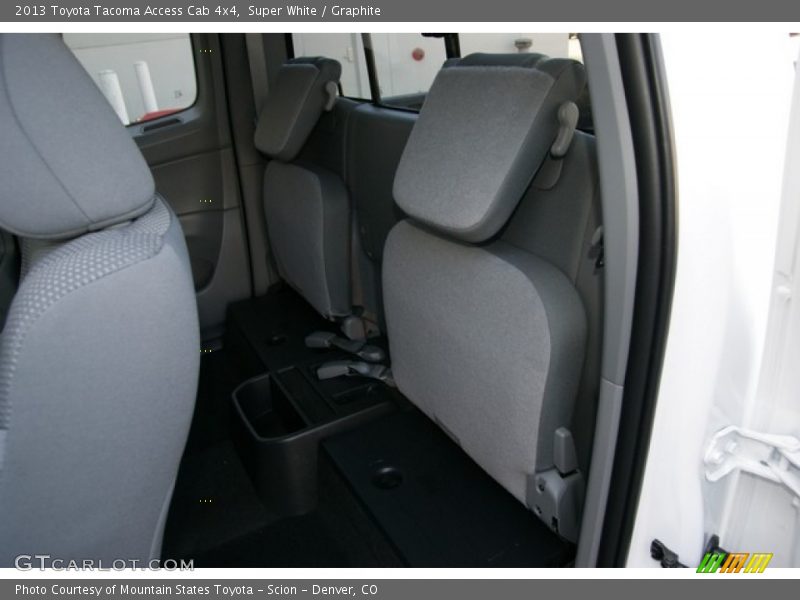 Super White / Graphite 2013 Toyota Tacoma Access Cab 4x4