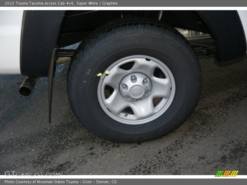 Super White / Graphite 2013 Toyota Tacoma Access Cab 4x4