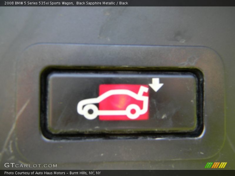 Controls of 2008 5 Series 535xi Sports Wagon