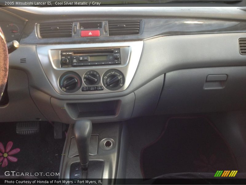 Cool Silver Metallic / Gray 2005 Mitsubishi Lancer ES