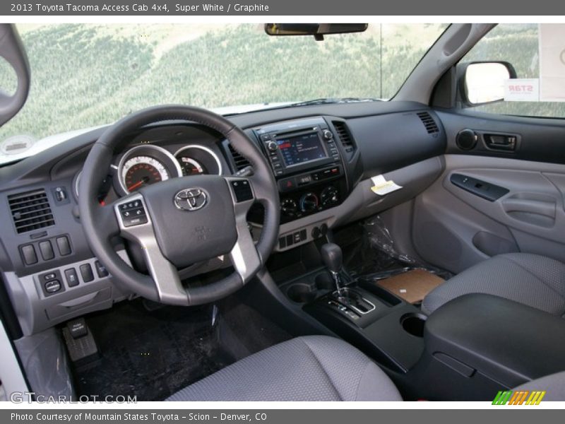 Super White / Graphite 2013 Toyota Tacoma Access Cab 4x4