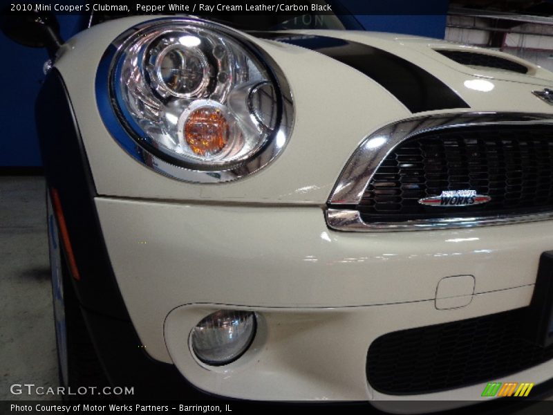 Pepper White / Ray Cream Leather/Carbon Black 2010 Mini Cooper S Clubman