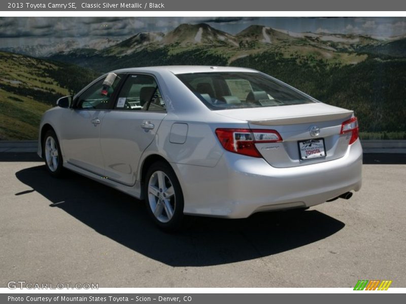 Classic Silver Metallic / Black 2013 Toyota Camry SE