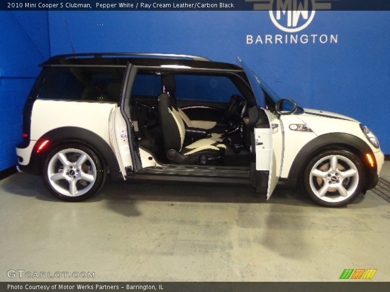 Pepper White / Ray Cream Leather/Carbon Black 2010 Mini Cooper S Clubman