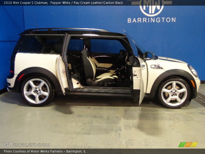 Pepper White / Ray Cream Leather/Carbon Black 2010 Mini Cooper S Clubman