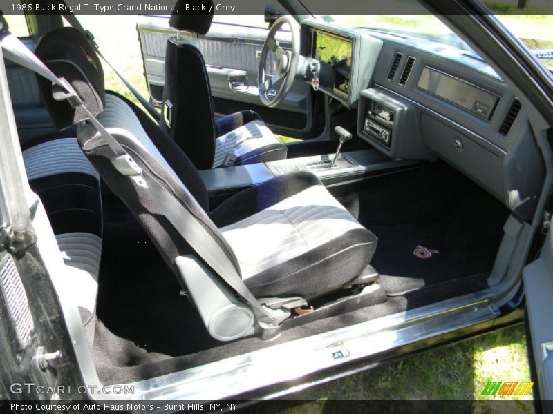 1986 Regal T-Type Grand National Grey Interior
