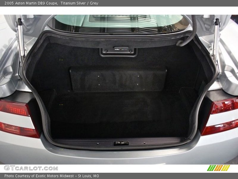  2005 DB9 Coupe Trunk