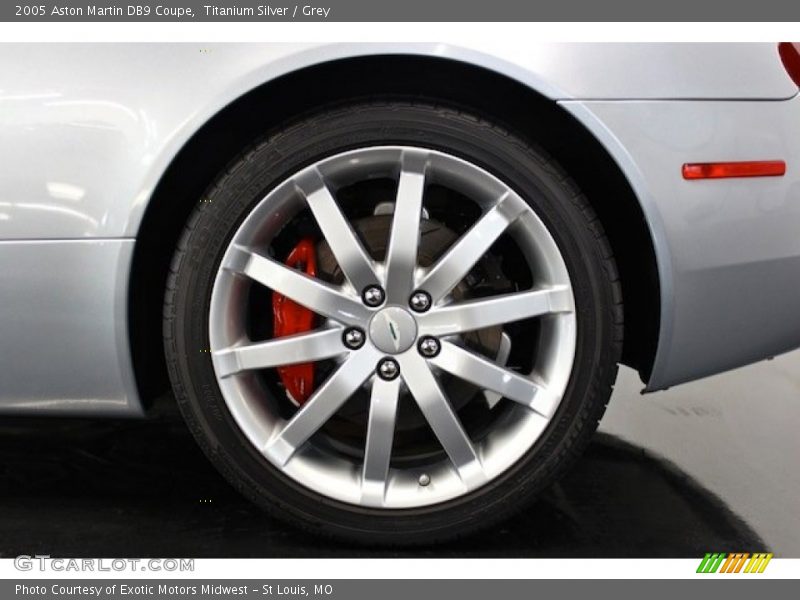  2005 DB9 Coupe Wheel