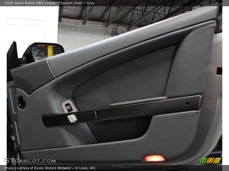 Door Panel of 2005 DB9 Coupe