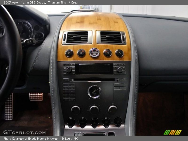 Controls of 2005 DB9 Coupe