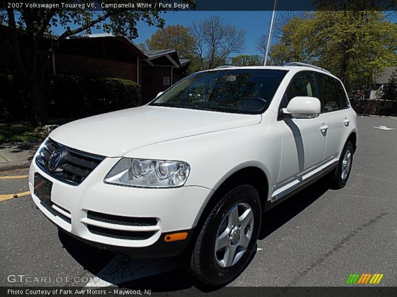 Campanella White / Pure Beige 2007 Volkswagen Touareg V6