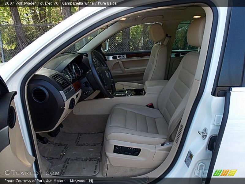 Campanella White / Pure Beige 2007 Volkswagen Touareg V6