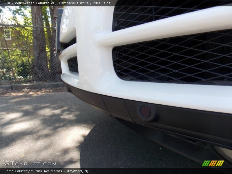 Campanella White / Pure Beige 2007 Volkswagen Touareg V6