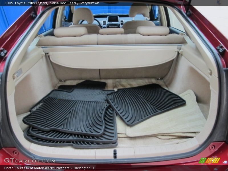 Salsa Red Pearl / Ivory/Brown 2005 Toyota Prius Hybrid