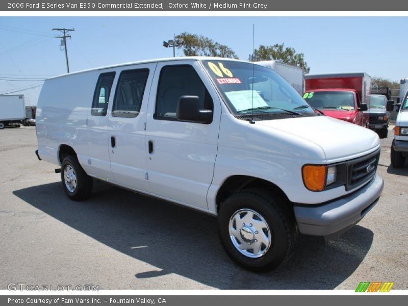 Oxford White / Medium Flint Grey 2006 Ford E Series Van E350 Commercial Extended
