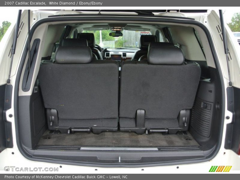  2007 Escalade  Trunk
