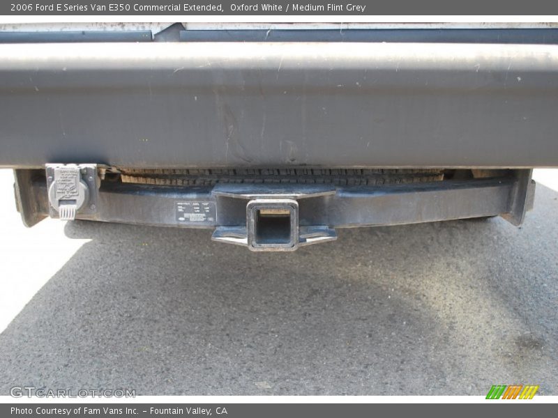 Oxford White / Medium Flint Grey 2006 Ford E Series Van E350 Commercial Extended
