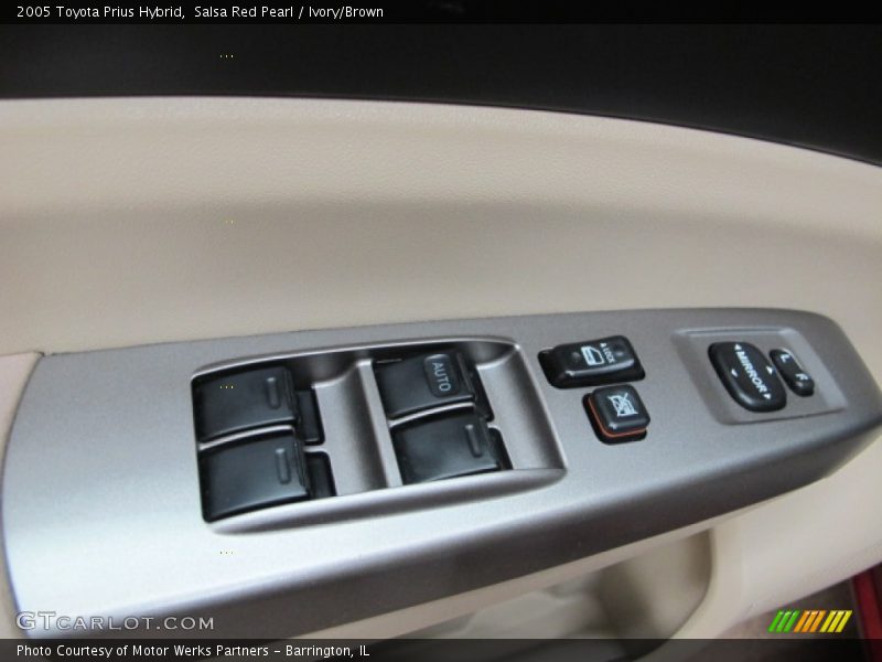 Salsa Red Pearl / Ivory/Brown 2005 Toyota Prius Hybrid