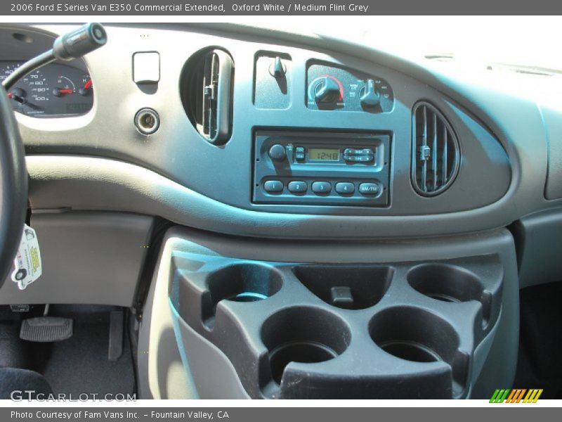 Oxford White / Medium Flint Grey 2006 Ford E Series Van E350 Commercial Extended