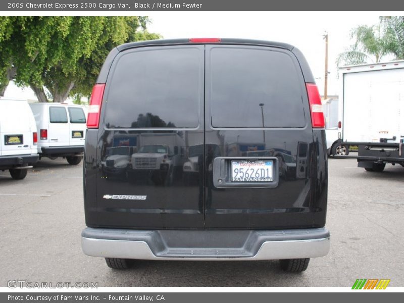 Black / Medium Pewter 2009 Chevrolet Express 2500 Cargo Van