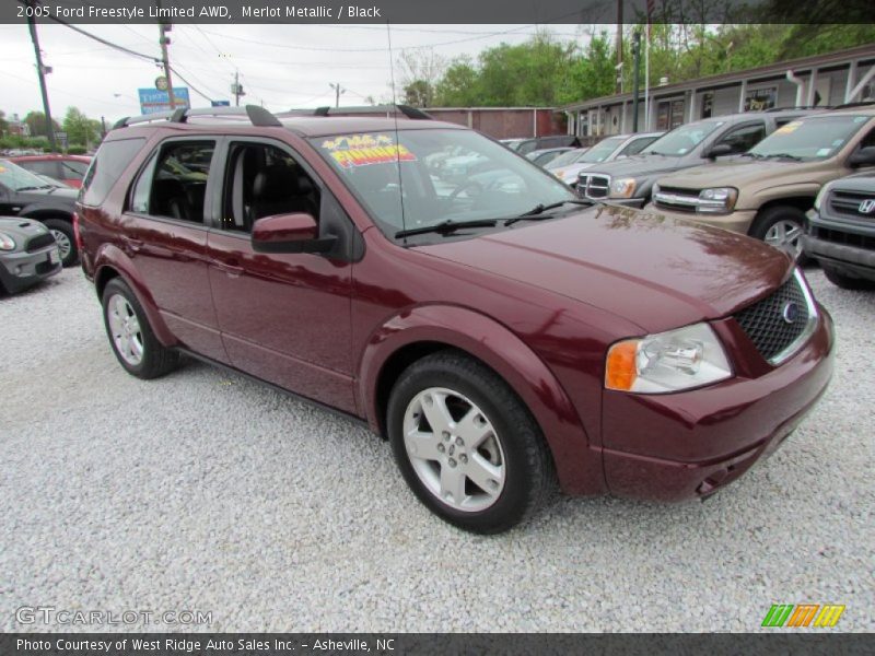 Merlot Metallic / Black 2005 Ford Freestyle Limited AWD