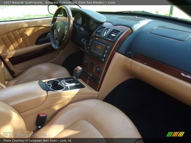 Bordeaux Pontevecchio (Dark Red Metallic) / Cuoio 2007 Maserati Quattroporte
