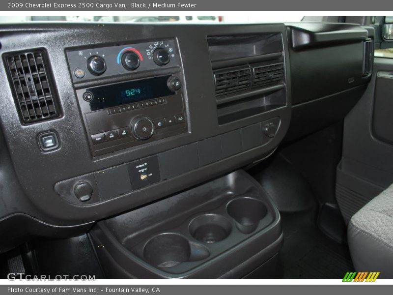 Black / Medium Pewter 2009 Chevrolet Express 2500 Cargo Van