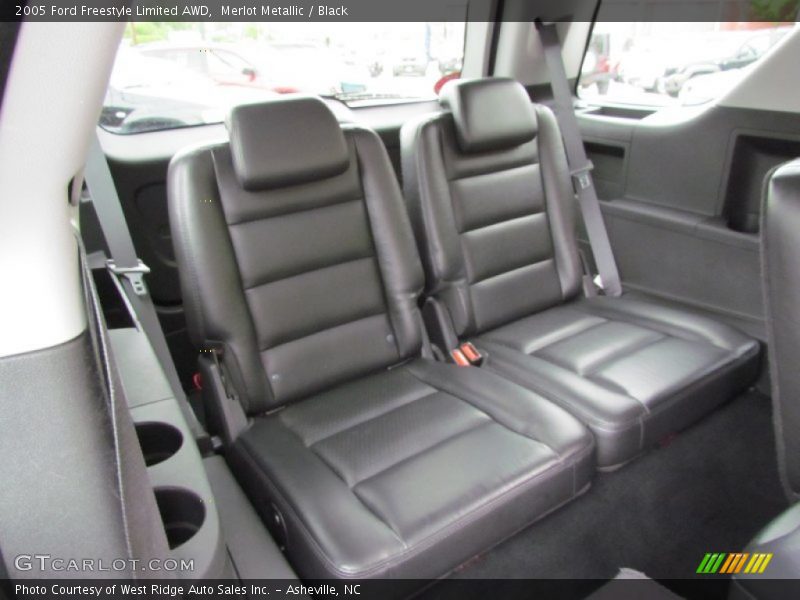 Rear Seat of 2005 Freestyle Limited AWD
