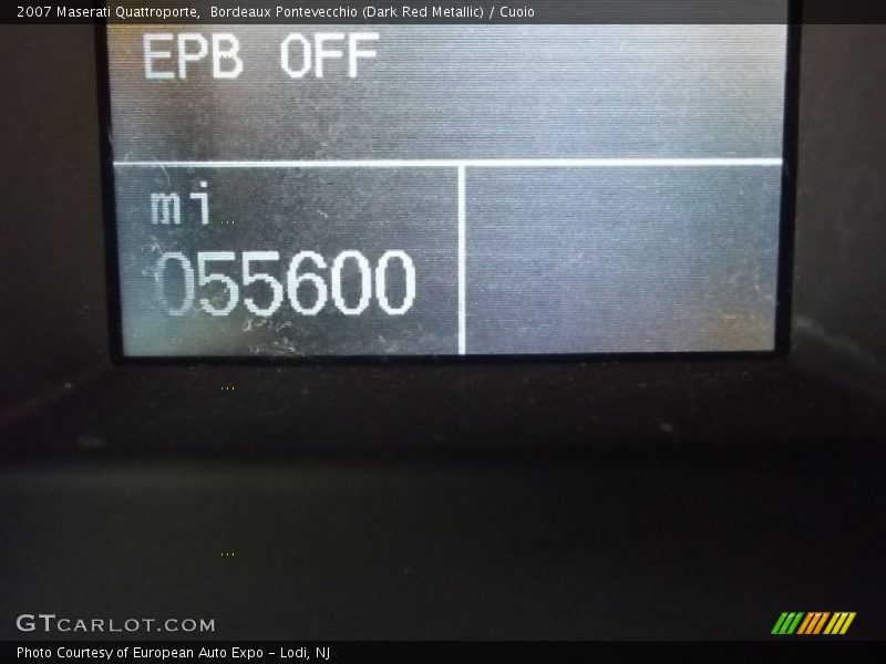 Bordeaux Pontevecchio (Dark Red Metallic) / Cuoio 2007 Maserati Quattroporte