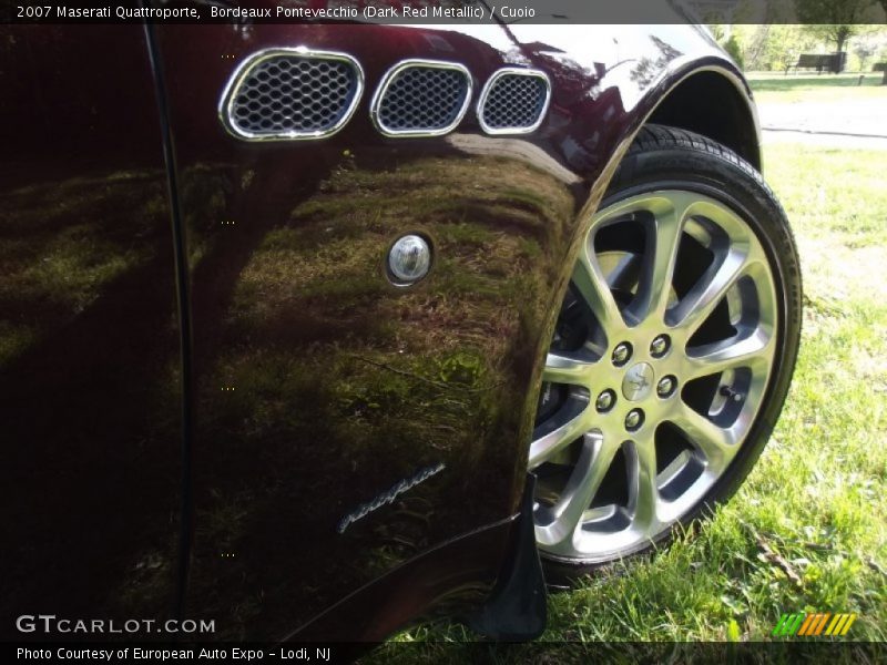 Bordeaux Pontevecchio (Dark Red Metallic) / Cuoio 2007 Maserati Quattroporte