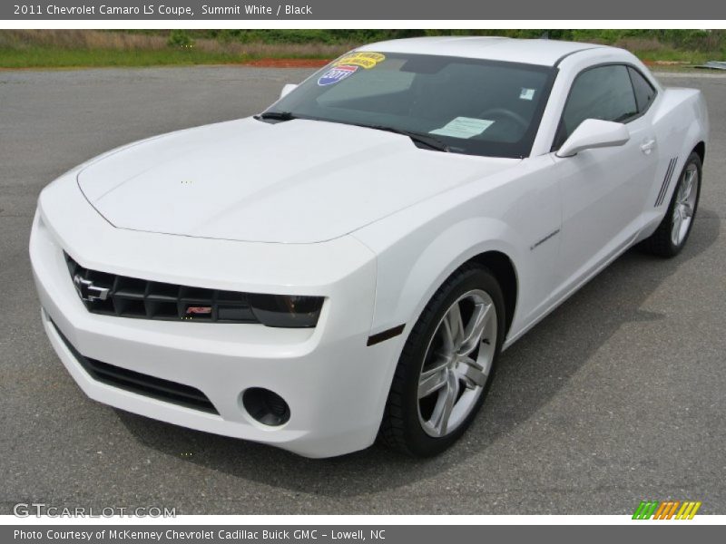 Front 3/4 View of 2011 Camaro LS Coupe