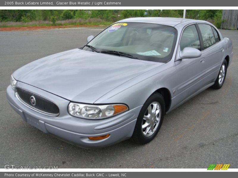 Front 3/4 View of 2005 LeSabre Limited