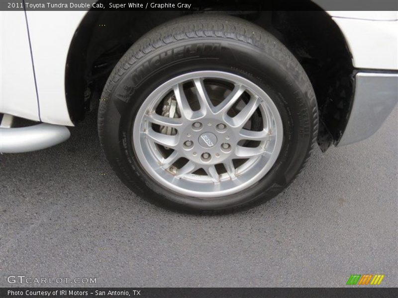 Super White / Graphite Gray 2011 Toyota Tundra Double Cab