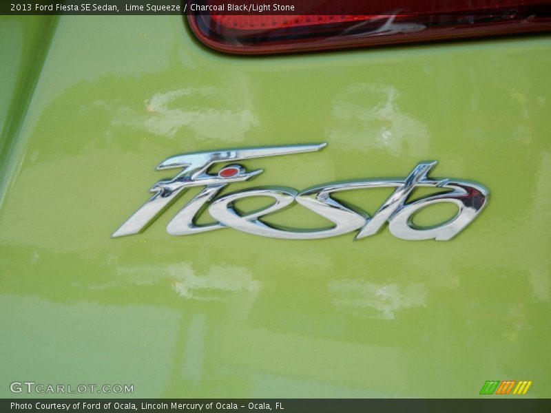 Lime Squeeze / Charcoal Black/Light Stone 2013 Ford Fiesta SE Sedan
