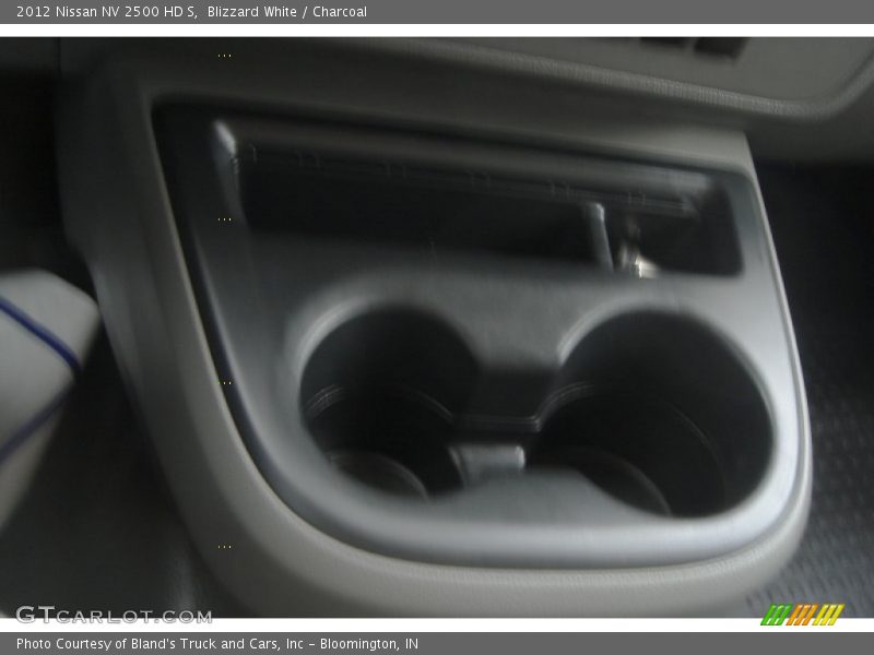 Blizzard White / Charcoal 2012 Nissan NV 2500 HD S