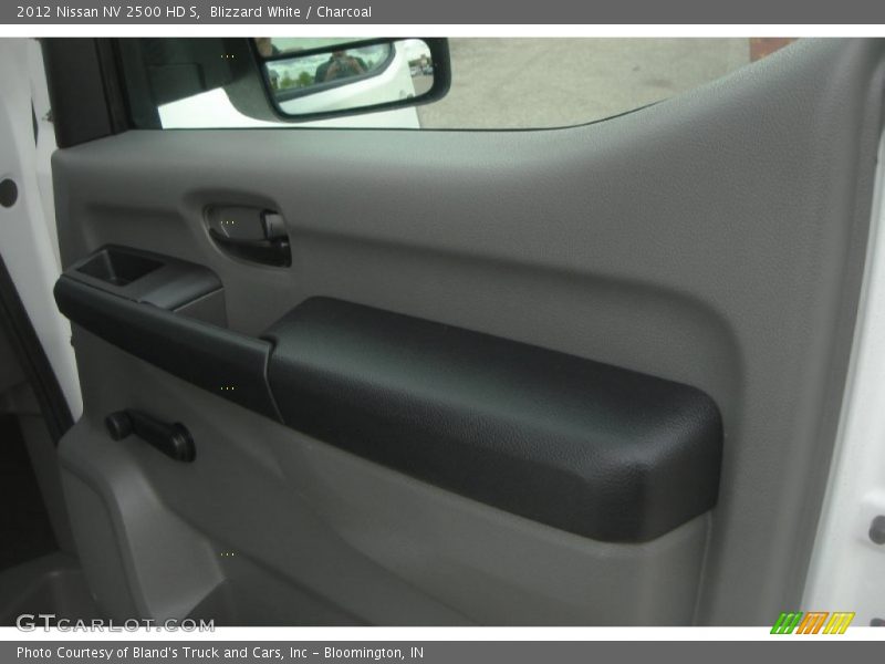 Blizzard White / Charcoal 2012 Nissan NV 2500 HD S