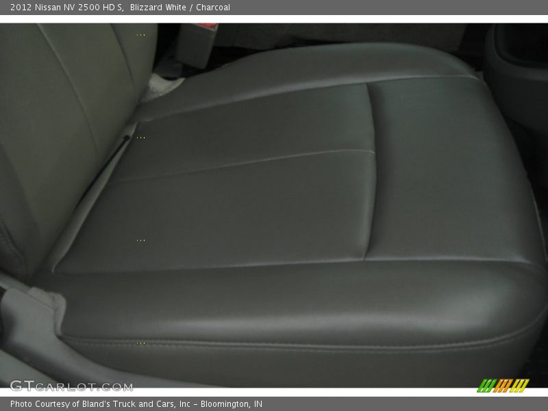 Blizzard White / Charcoal 2012 Nissan NV 2500 HD S