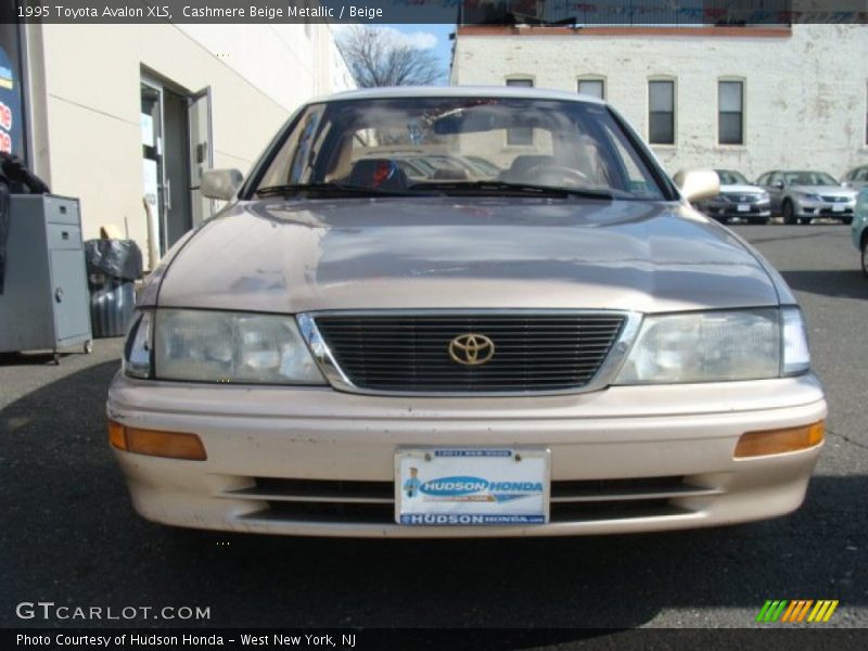 Cashmere Beige Metallic / Beige 1995 Toyota Avalon XLS