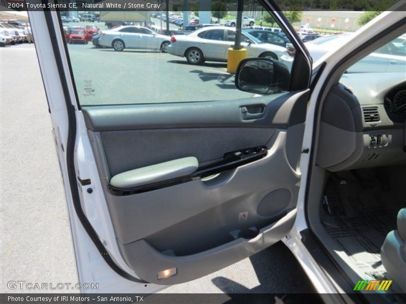 Natural White / Stone Gray 2004 Toyota Sienna CE
