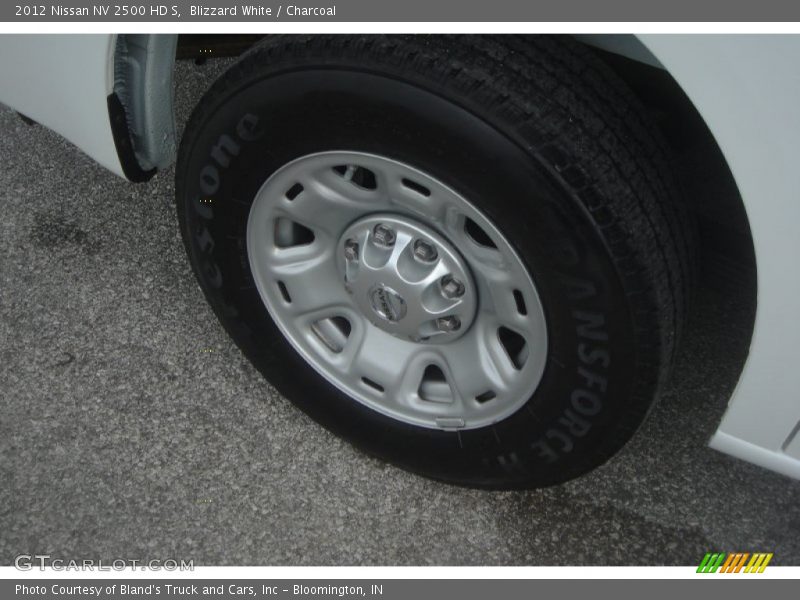 Blizzard White / Charcoal 2012 Nissan NV 2500 HD S