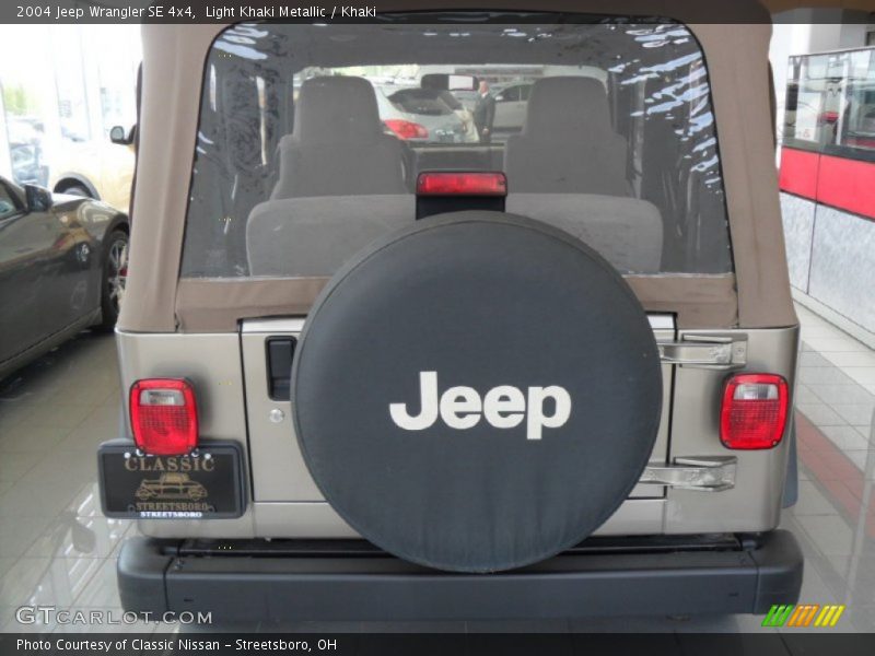 Light Khaki Metallic / Khaki 2004 Jeep Wrangler SE 4x4