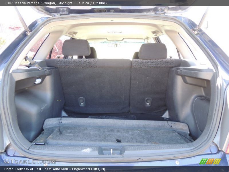 Midnight Blue Mica / Off Black 2002 Mazda Protege 5 Wagon