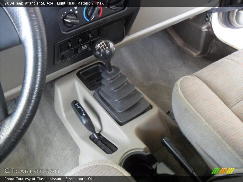 Light Khaki Metallic / Khaki 2004 Jeep Wrangler SE 4x4