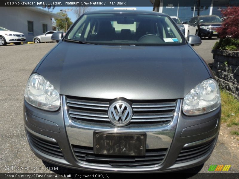 Platinum Grey Metallic / Titan Black 2010 Volkswagen Jetta SE Sedan