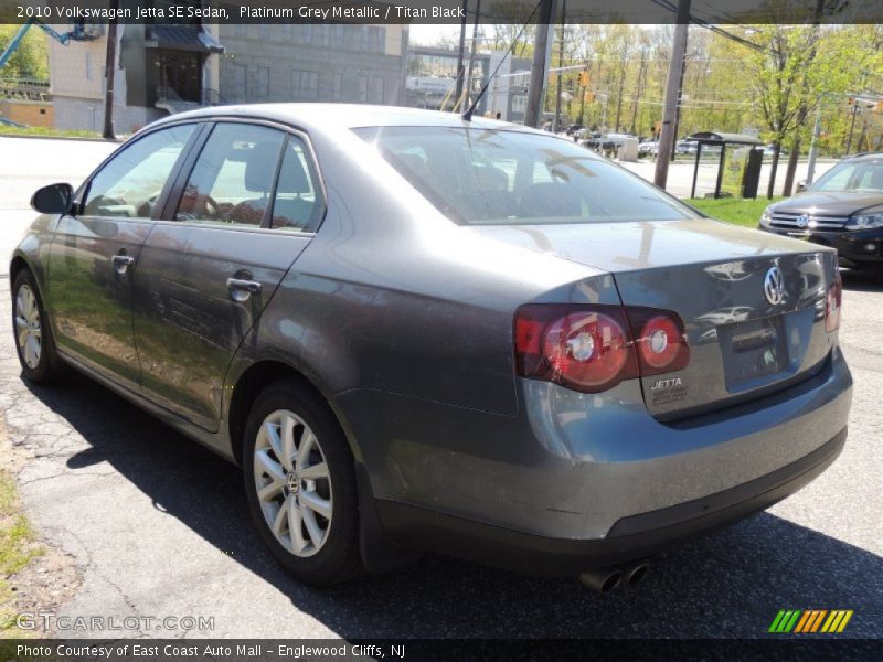 Platinum Grey Metallic / Titan Black 2010 Volkswagen Jetta SE Sedan