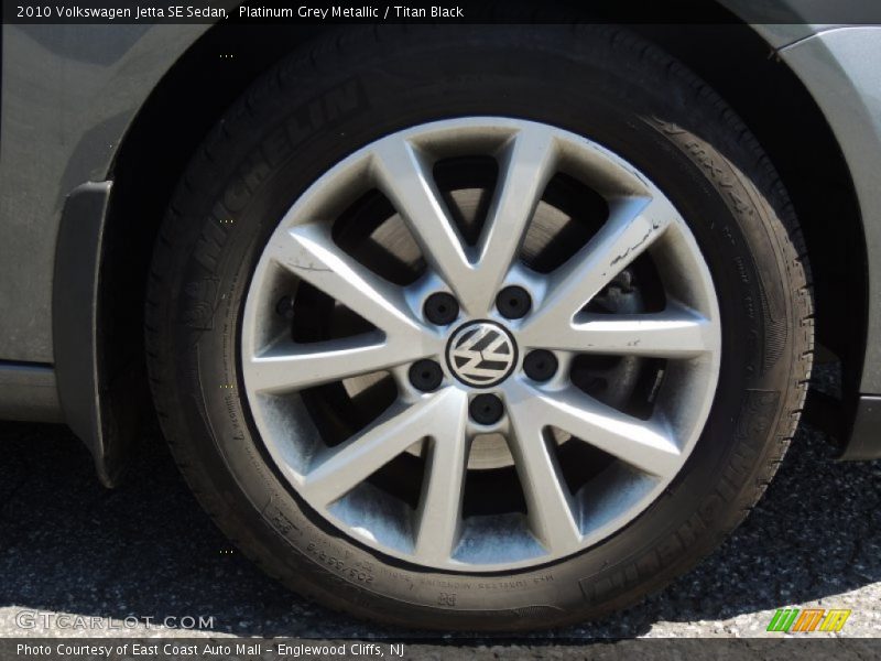 Platinum Grey Metallic / Titan Black 2010 Volkswagen Jetta SE Sedan