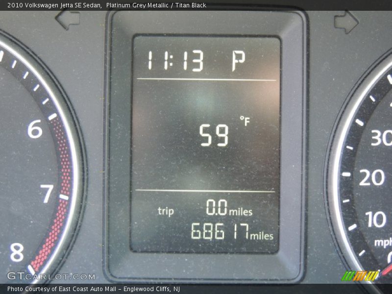 Platinum Grey Metallic / Titan Black 2010 Volkswagen Jetta SE Sedan