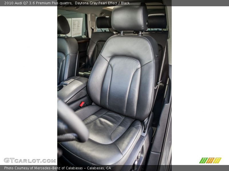 Front Seat of 2010 Q7 3.6 Premium Plus quattro
