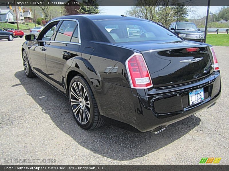 Gloss Black / Black 2012 Chrysler 300 S V6