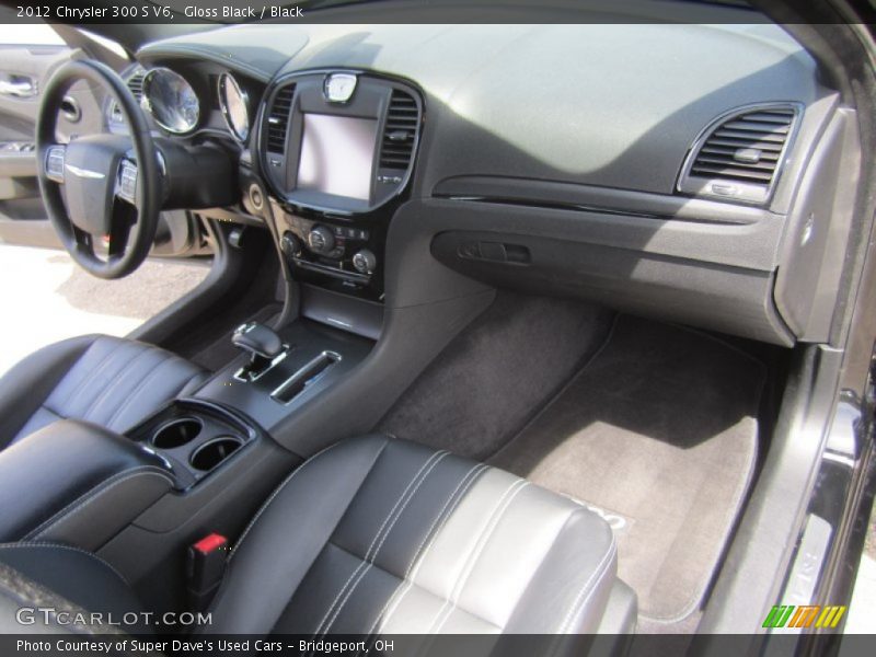 Gloss Black / Black 2012 Chrysler 300 S V6
